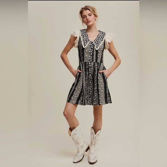 Vintage Lace Floral Mini Dress - Picture 10 of 10